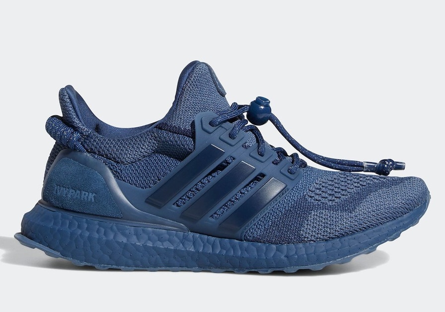 IVY PARK x size Ultra Boost erscheint in einer marineblauen Version